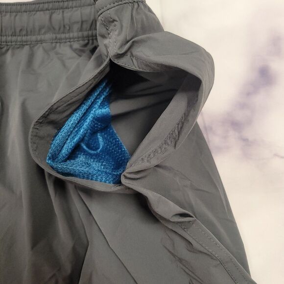 Kirkland Gray Men's Swim Shorts New! - Picture 3 of 4